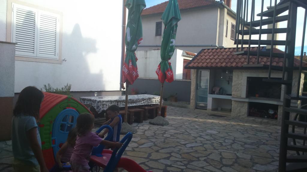 Apartments Lola Biograd na Moru Kültér fotó